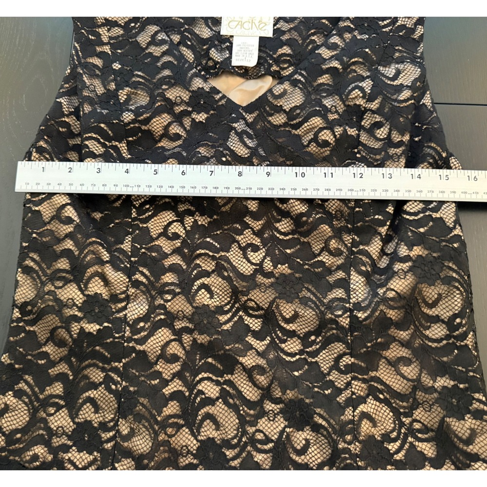 Cache 2-PC Lace Jacket Set Womens Sleeveless Shell Size 12 Black Jacket Size 10 - Picture 9 of 14